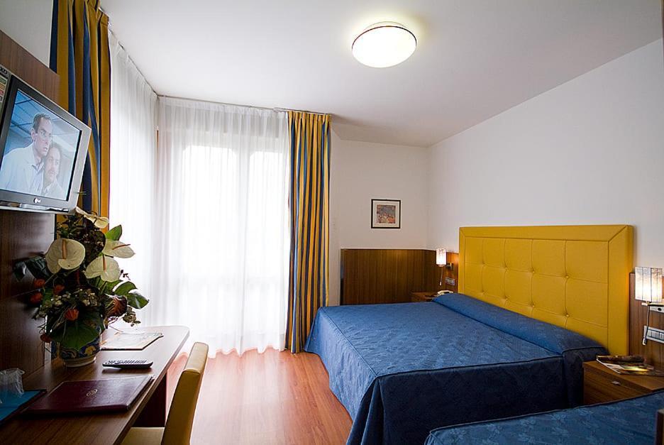 Hotel Ariston Bibione Exterior photo